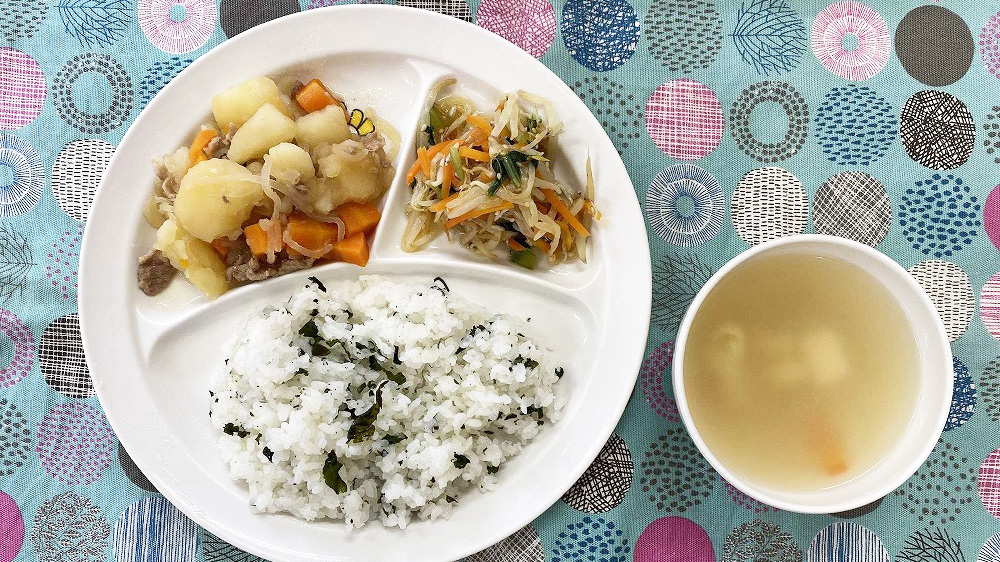 給食